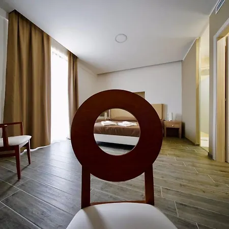 Hotel Grand Del 3*